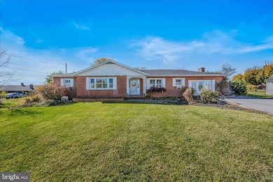 5694 Tabler Station Rd, Inwood, WV 25428 - photo 4