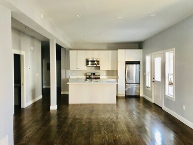 27 Alder St unit 1R, Waltham, MA 02453 - photo 2