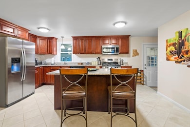 12 Wild Berry Dr, Cranston, RI 02920 - photo 5