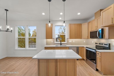 335 E Grosbeak Ave, Hayden, ID 83835 - photo 2