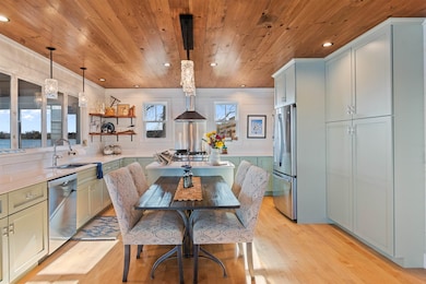 20 Keelers Bay Rd, South Hero, VT 05486 - photo 6