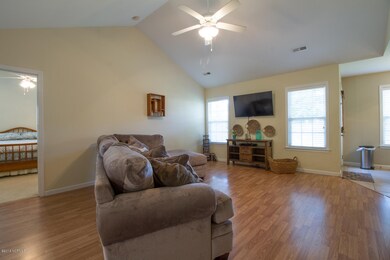 1036 JT Westfield Drive-large-005-11-Liv