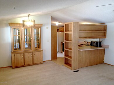 Breakfast bar and dining hutch