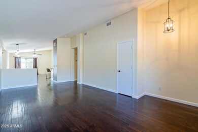 6347 W Saddlehorn Rd, Phoenix, AZ 85083 - photo 4