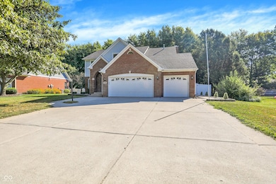 1990 Red Oak Dr, Franklin, IN 46131 - photo 2