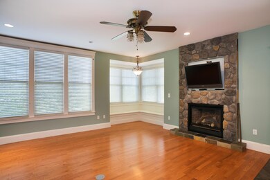 14-51WestIslandWay-SBS-