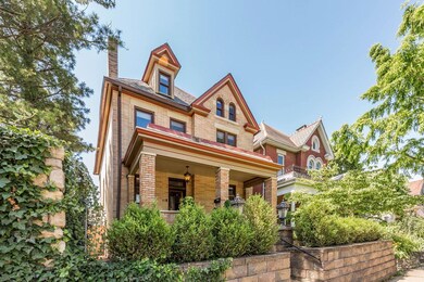 471 W 4th Ave -51
