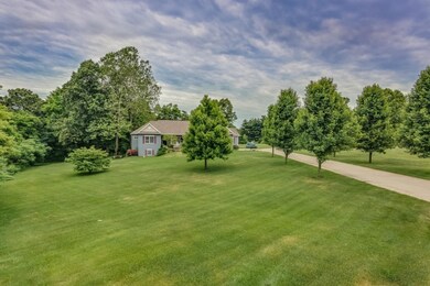 66120 Blackberry Rd-large-001-2-Situated