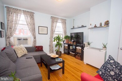 1009 O St NW unit 4, Washington, DC 20001 - photo 2