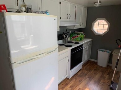 1502 8th Ave SE, Cedar Rapids, IA 52403 - photo 6