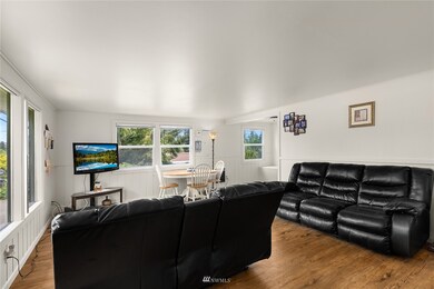 7329 Beverly Ln, Everett, WA 98203 - photo 6