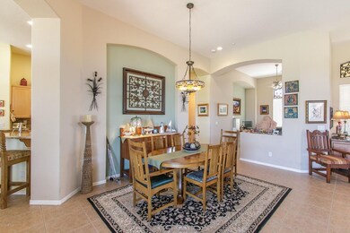 6) FORMAL DINING