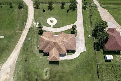 4335 County Road 305b, Alvin, TX 77511 - photo 4