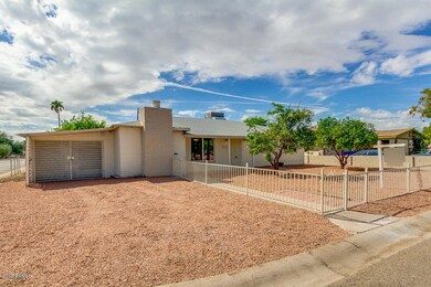 4819 W Montecito Ave, Phoenix, AZ 85031 - photo 2