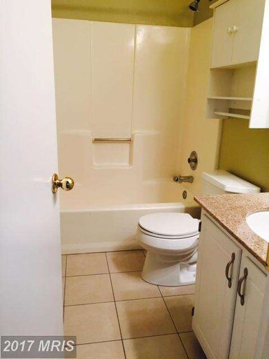 3814 Steppes Ct unit B, Falls Church, VA 22041 - photo 6