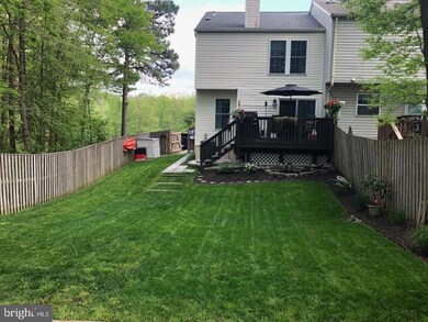 900 Chestnut Wood Ct, Chestnut Hill Cove, MD 21226 - photo 2