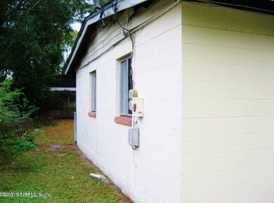 8070 Jacques Dr, Jacksonville, FL 32210 - photo 2