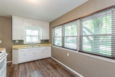 2300 11th Ave SE, Cedar Rapids, IA 52403 - photo 6