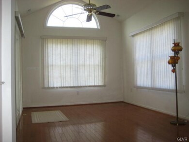 2621 Terrwood Dr W unit 5, Macungie, PA 18062 - photo 2