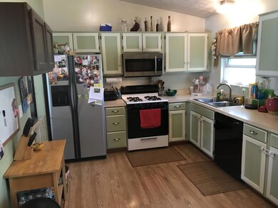 Kitchen 1