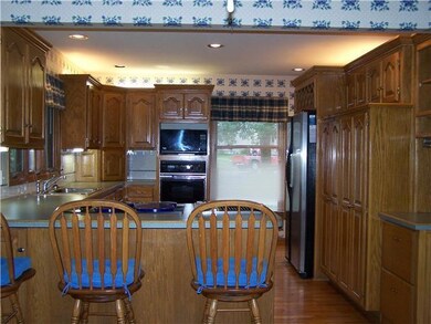 308 SW 25th St, Oak Grove, MO 64075 - photo 5