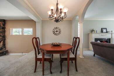 Custom Arches & Crown Molding