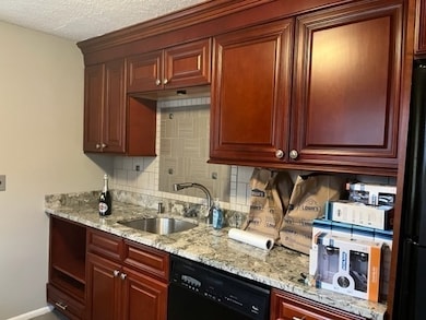 22 James St, Burlington, MA 01803 - photo 6