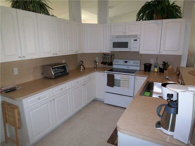 Kitchen. Ultimate social kitchen. Ceramic tile flo