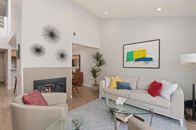 04 - Living Room