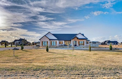 258 Private Rd 303-L, Seminole, TX 79360 - photo 2