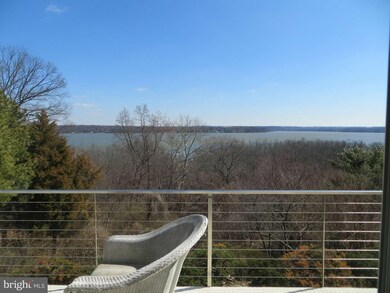 7309 Park Terrace Dr, Alexandria, VA 22307 - photo 2