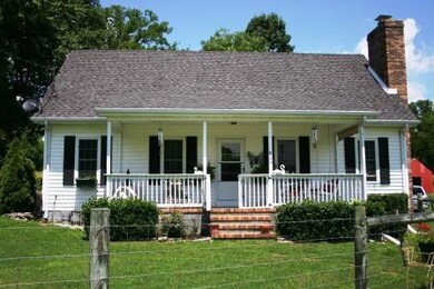 804 Bluestocking Hollow Rd, Shelbyville, TN 37160 - photo 2