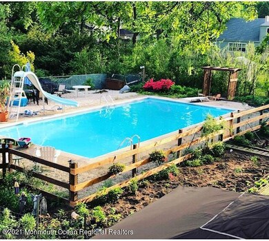 8 Nautilus Dr, Leonardo, NJ 07737 - photo 4