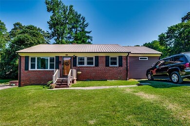 1322 Rolling Rd, Asheboro, NC 27205 - photo 2