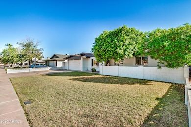 2501 E Pebble Beach Dr, Tempe, AZ 85282 - photo 3