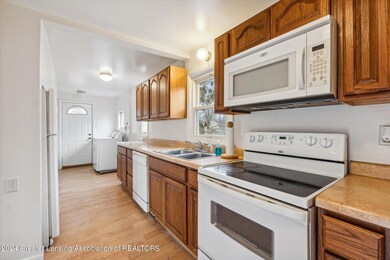 07-4422-Ballard-Rd-Lansing-MI-48911-Wind
