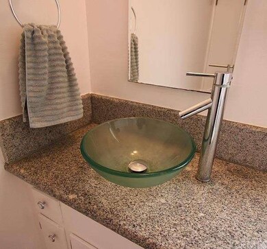 14807 S Lime Ave, Compton, CA 90221 - photo 7