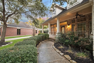 7610 Tyler Creek Ln, Humble, TX 77396 - photo 2