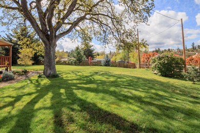 1836 Garden Dr, Medford, OR 97504 - photo 4