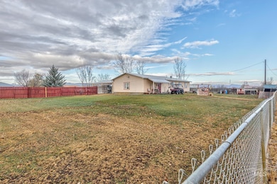 393 Tuttle Dr, Ontario, OR 97914 - photo 5