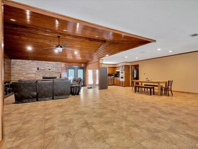 2944 Sullivan Dr, Nacogdoches, TX 75964 - photo 5