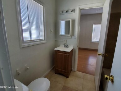 320 #1 - Bath 1a