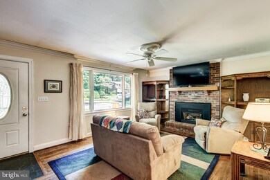 1323 Woodridge Ln, Sykesville, MD 21784 - photo 4