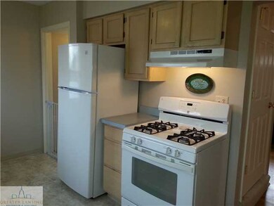 1926 Victor Ave, Lansing, MI 48910 - photo 5