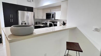 19701 E Country Club Dr unit 5108, Miami, FL 33180 - photo 7