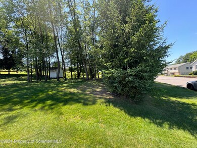 124 Northpoint Dr, Olyphant, PA 18447 - photo 3