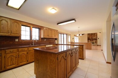 2938 Bonnie Brae Crescent, Flossmoor, IL 60422 - photo 3