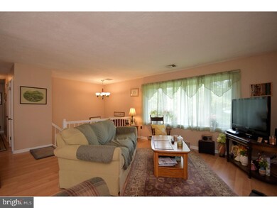 65 Mark Dr, Pottstown, PA 19465 - photo 4