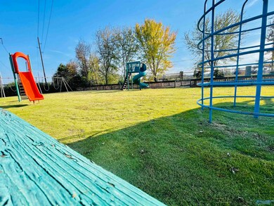 2103 Newcastle Ln SW, Decatur, AL 35603 - photo 4