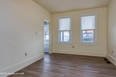 54 Hennessy Ct, Scranton, PA 18504 - photo 7